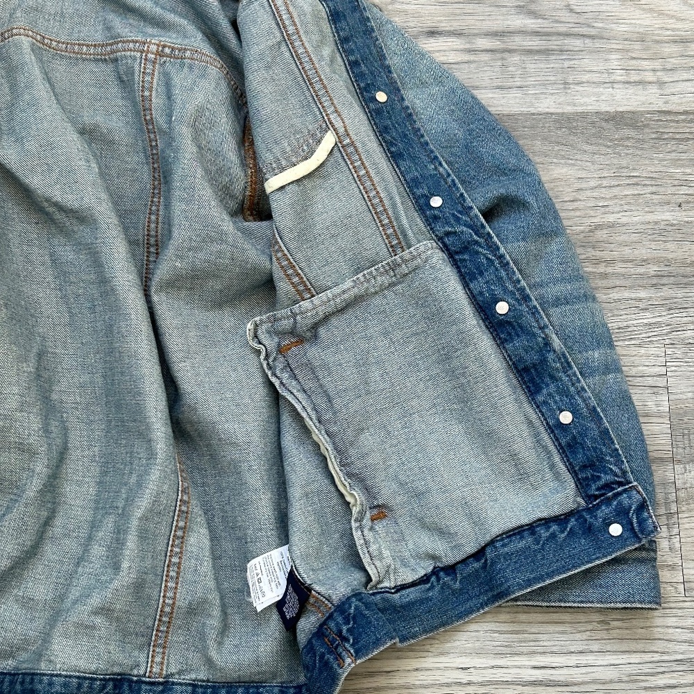 Madewell Light Blue Denim Jean Jacket - Picture 6 of 14